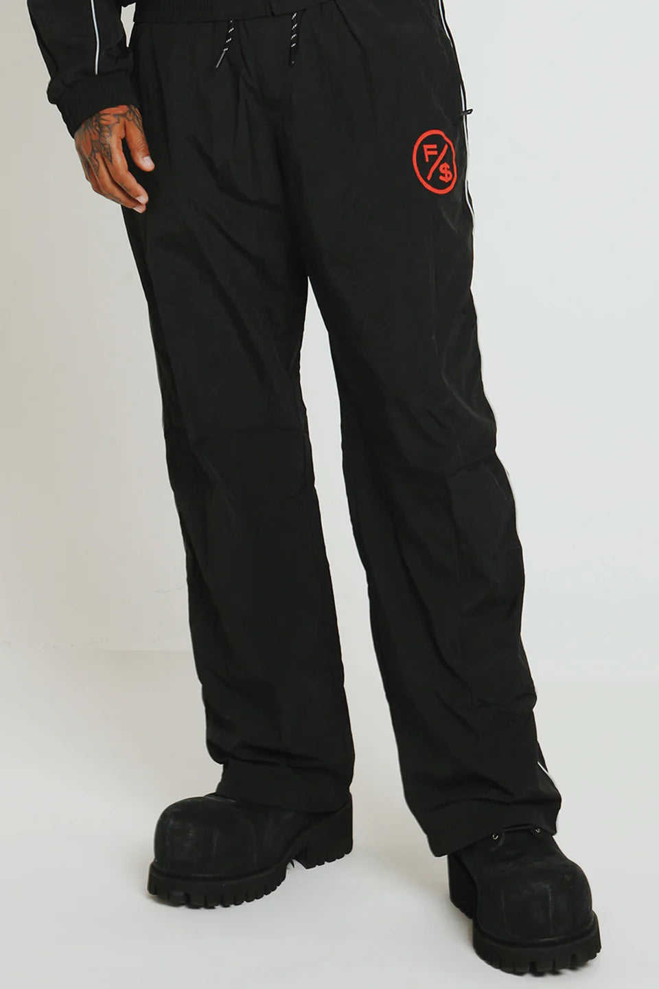 Motion Nylon Pants